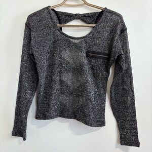 🎉4/30$🎉 Gray/Metallic Open-Back Sweater ✨